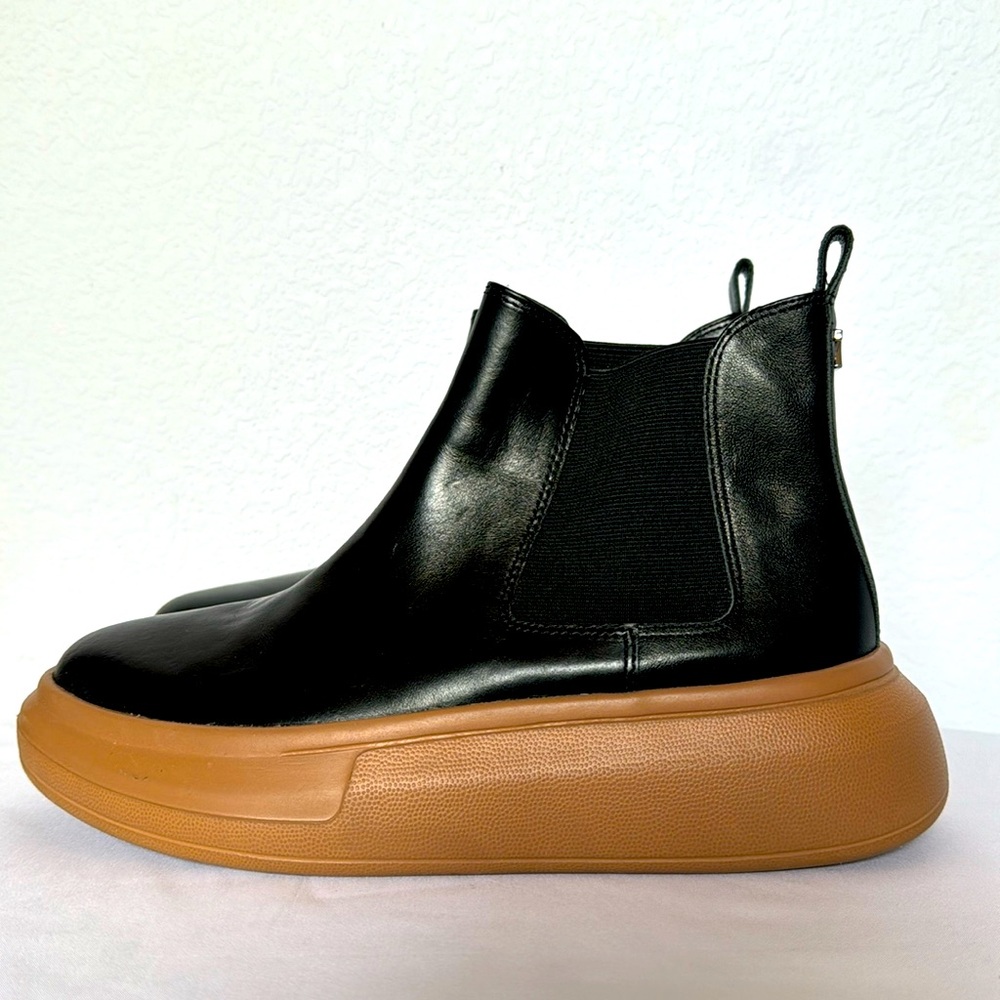 Leather Chelsea boots